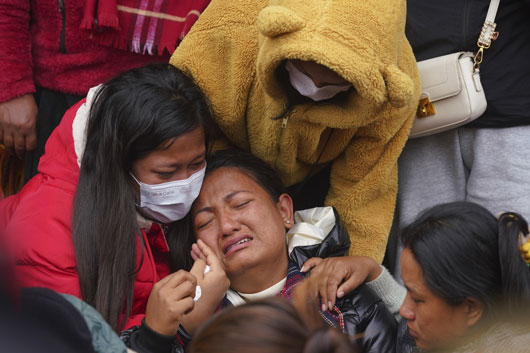 Sin esperanza de sobrevivientes, Nepal llora a víctimas de avionazo