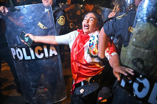 El repudio a Dina Boluarte vuelve a retumbar en las calles de Lima
