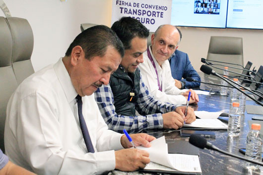 Trabaja gobierno estatal para brindar transporte seguro a los tlaxcaltecas