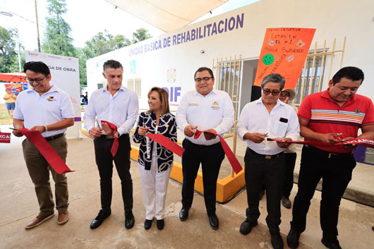 Entregó gobernadora Lorena Cuéllar obras por más de 8.6 mdp en Contla y Tepetitla