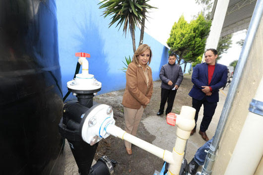 Entregó Gobernadora sistemas de cosecha de agua de lluvia en Natívitas