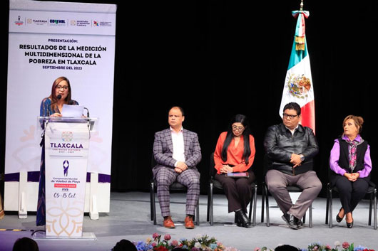 Encabezó Gobernadora presentación de resultados 2022 de la medición multidimensional de la pobreza en Tlaxcala por CONEVAL