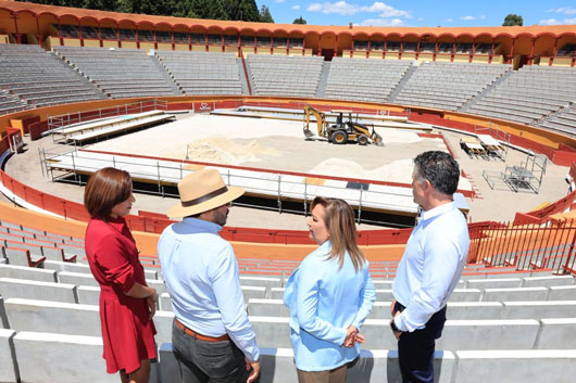 Revisó gobernadora plaza de toros 