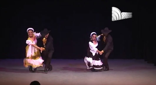 Se presentó el espectáculo “Raíces de México” en el Teatro Xicohténcatl 