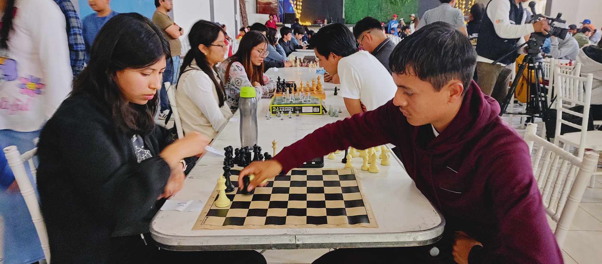 Juan José Taylor ganó torneo de ajedrez en Apizaco 
