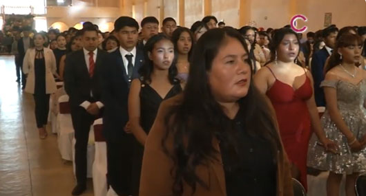 Se graduaron 353 alumno del CETIS 132 