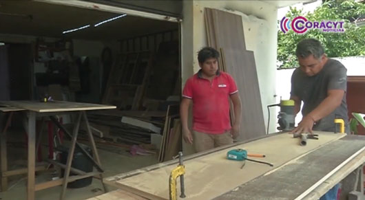 Reportan carpinteros aumentó en la demanda de muebles de madera 