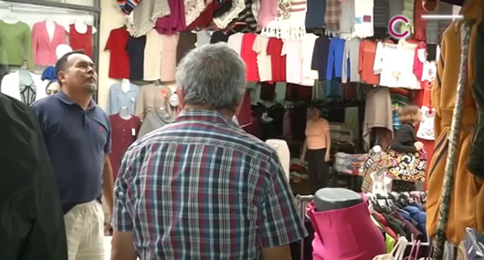 Se preparan comerciantes de ropa de Chiautempan para temporada alta 