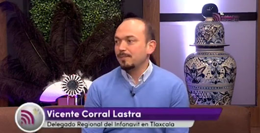 En el estudio de “Coracyt Noticias”, el delegado de INFONAVIT en Tlaxcala, Vicente Corral Lastra