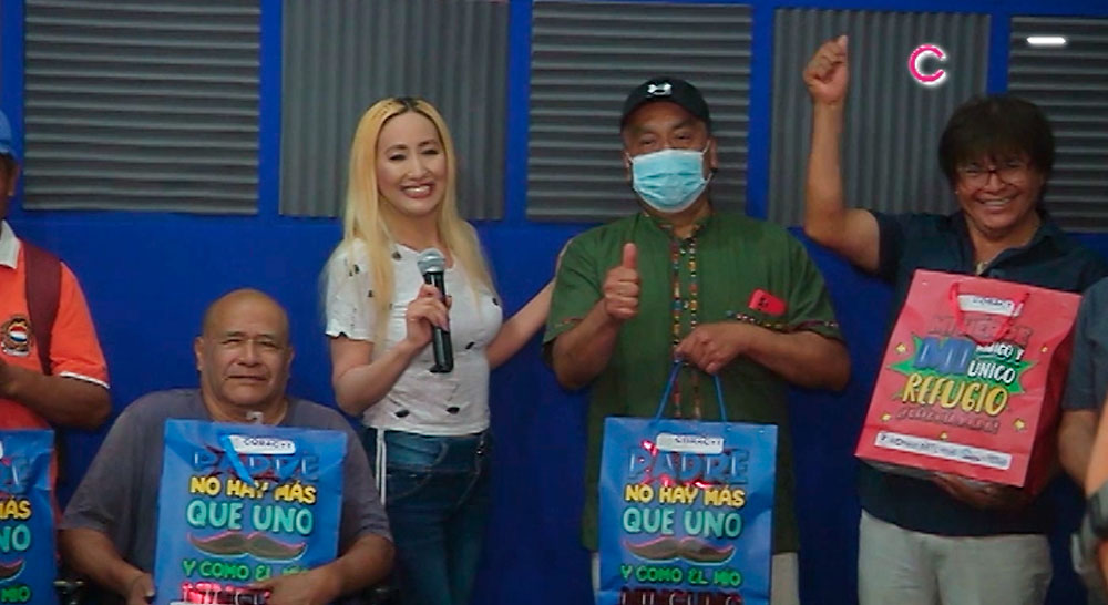 Premian Radio Tlaxcala ganadores del concurso del “Día del Padre”