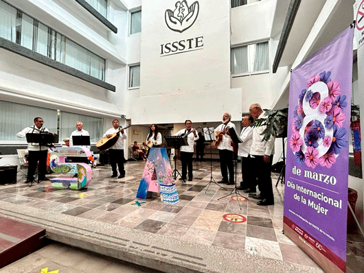 Conmemoró Issste Tlaxcala Día Internacional de la Mujer 