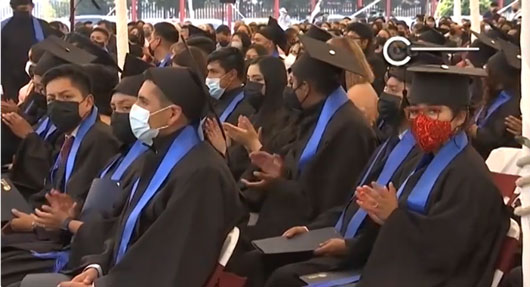 Gastarán padres y madres de familia hasta 40 mil pesos en graduaciones  