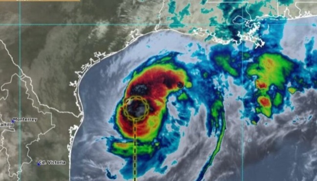 Huracán “Francine” se aleja de territorio mexicano