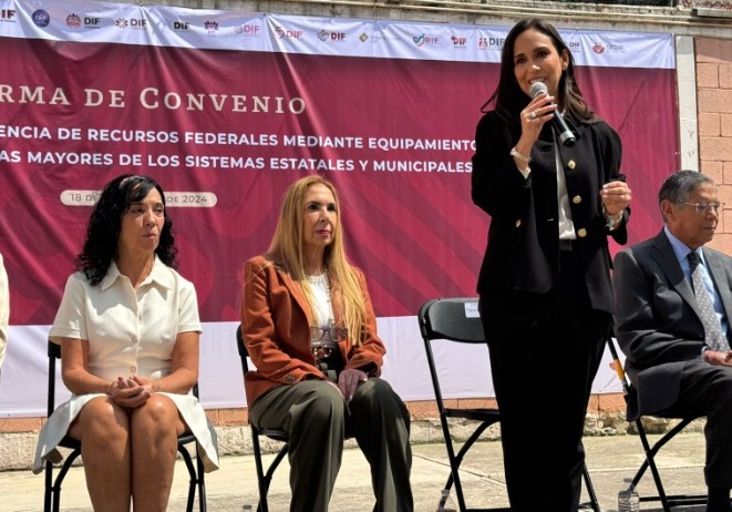 Entrega DIF Nacional a Sedif Tlaxcala equipo para casa de día para personas mayores
