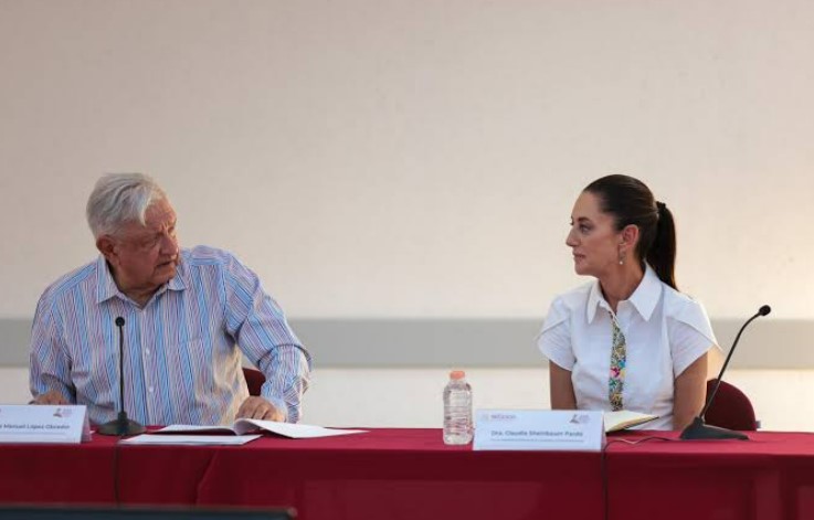 López Obrador y Claudia Sheinbaum evalúan temas de seguridad en Michoacán