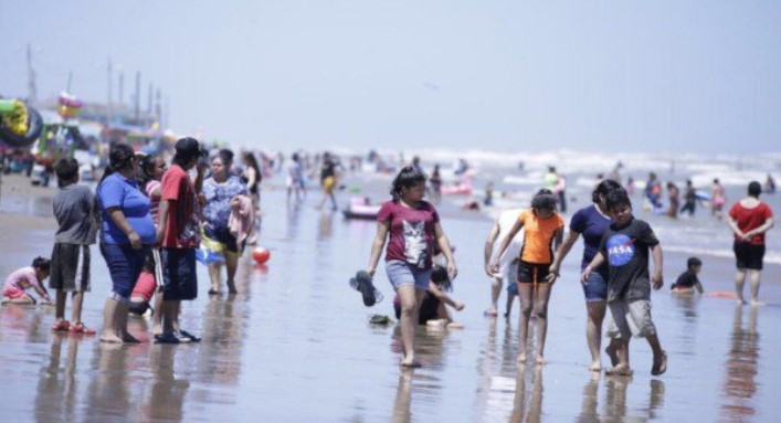 Alertan por descargas de aguas residuales en playas