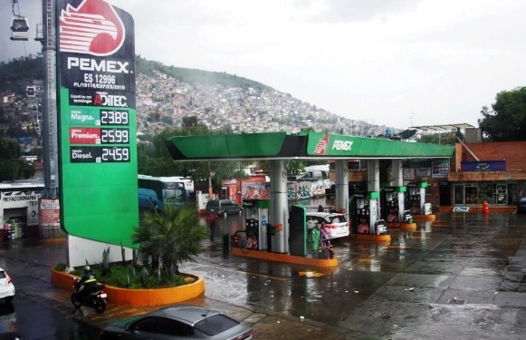 Cofece impone multa de más de 437 mdp a gasolineras por manipular precios
