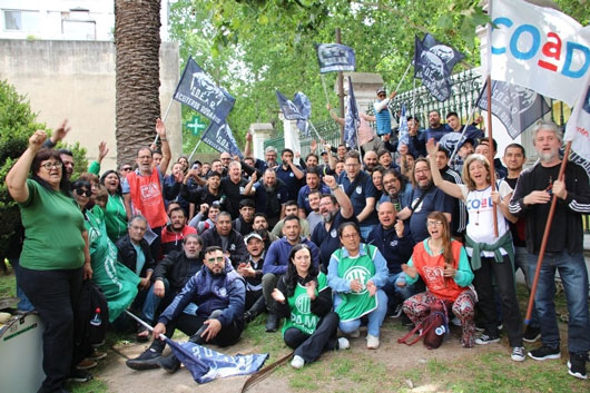 Argentina: sindicato portuario anuncia huelga contra medidas laborales