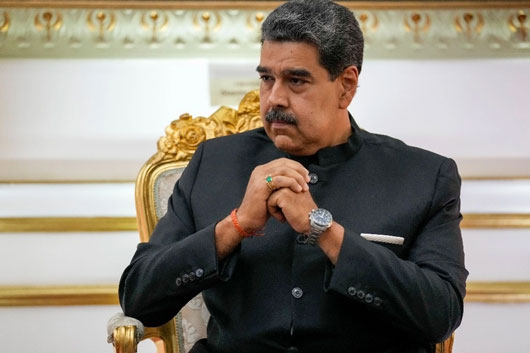 Ordena Maduro cierre de sedes diplomáticas de Venezuela en Ecuador