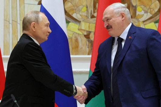 Firman tratado de garantías de seguridad entre Rusia y Bielorrusia