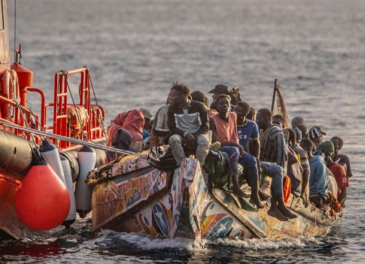 Al menos 27 migrantes muertos en dos naufragios frente a costa de Túnez