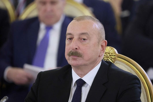 Exige Azerbaiyán que Rusia indemnice a familiares de víctimas de aeronave derribada y juzgar a los responsables de la tragedia