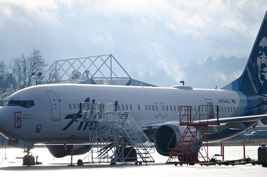 Presidente de Boeing reconoce ‘gravedad’ de incidente con Alaska Airlines