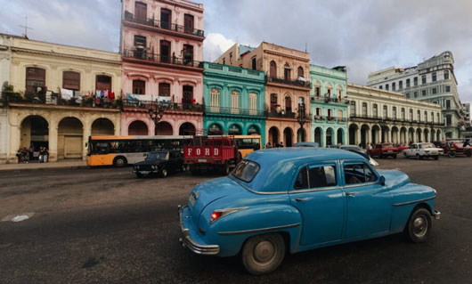 Cuba aplaza aumento de más de 500% en precio de combustibles