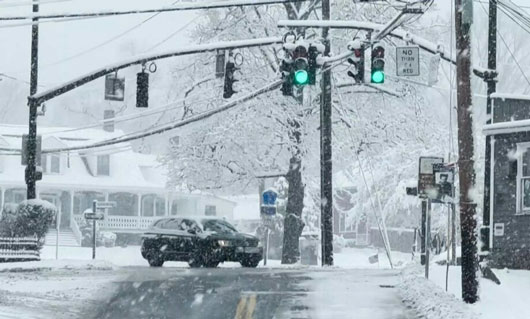 Tormenta de nieve golpea noreste de Estados Unidos 