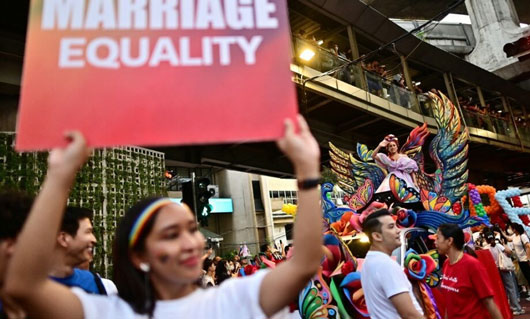 Avanza la ley de matrimonio igualitario en Tailandia