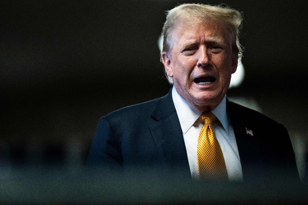 Jurado delibera en juicio a Trump por falsificar documentos fiscales