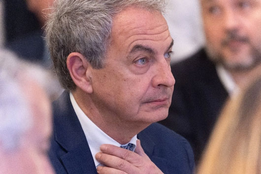 Rodríguez Zapatero llama al 