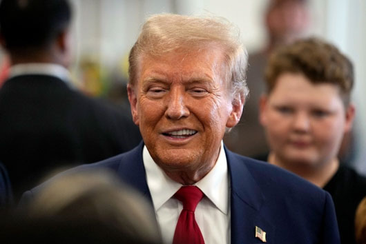 Máximo tribunal de NY ratifica orden mordaza impuesta a Donald Trump