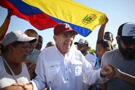 Apoya Estados Unidos a opositor venezolano González que partió a España