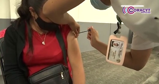 Continua campaña de vacunación contra la influenza y el Covid-19