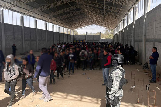 Rescatan fuerzas de seguridad de Tlaxcala a 726 migrantes