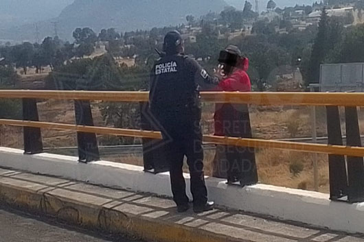 Pronta intervención de la policía estatal evita intento de suicidio