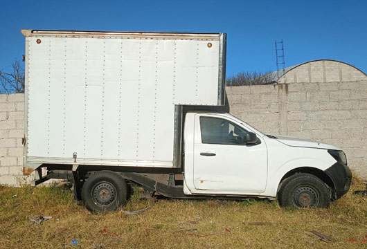 A disposición de PGJE una camioneta con reporte de robo y otra con huellas de desvalijamiento