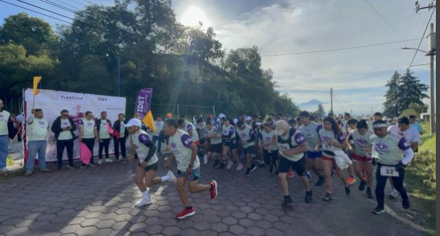 Participan 200 atletas en la cuarta carrera del serial Tlaxcallan
