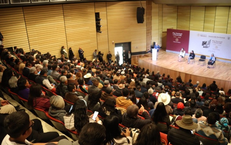  Resalta participación ciudadana en el  “Foro para elaborar el PND 2025-2030”