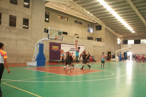 Tlaxcala se corona campeón en básquetbol en el encuentro nacional de sindicatos de CECyTES
