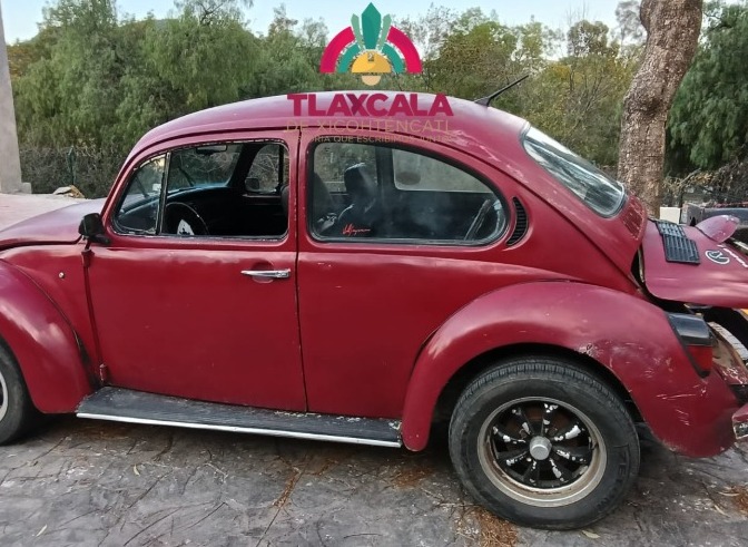 Aseguran policías municipales de Tlaxcala vehículo con reporte de robo