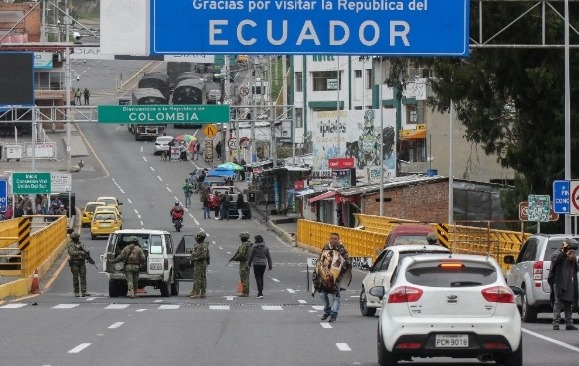 Ecuador cierra fronteras con Perú y Colombia previo a comicios presidenciales