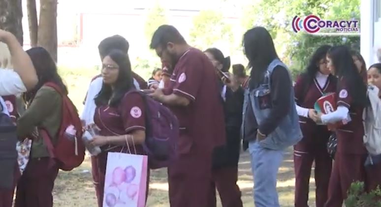 Celebro UATx  el “Día del Químico” 