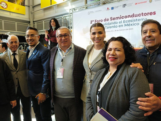Autoridades educativas de Tlaxcala participan en el Segundo Foro de Semiconductores