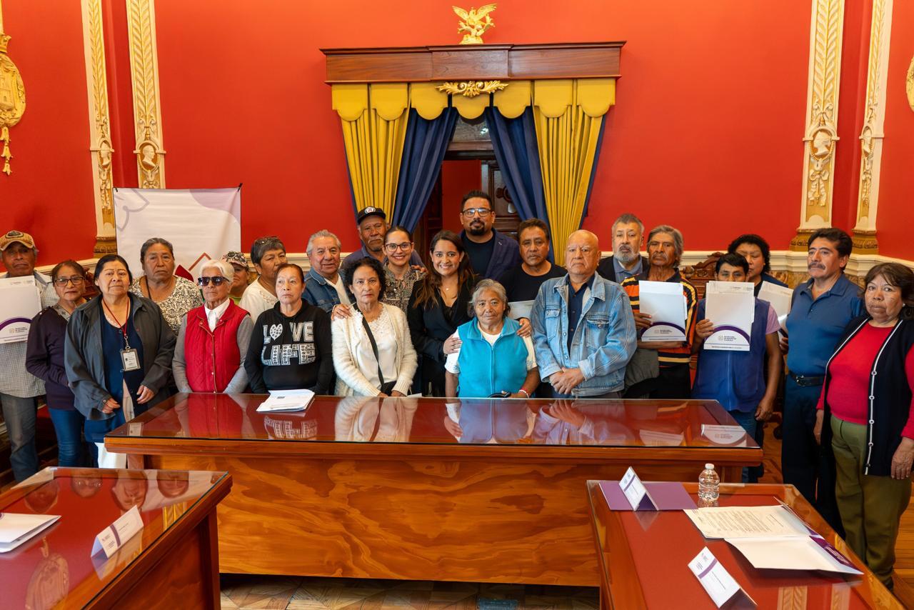 Encabeza Comité Consultivo de Bienestar entrega gratuita de resoluciones de actas de nacimientos