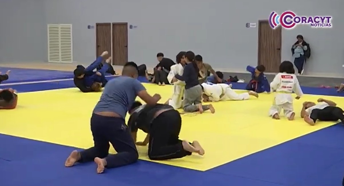 Inició la temporada de lucha asociada en Tlaxcala