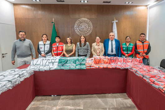 Entrega Anel Bañuelos 196 chalecos para brigadas institucionales de Protección Civil