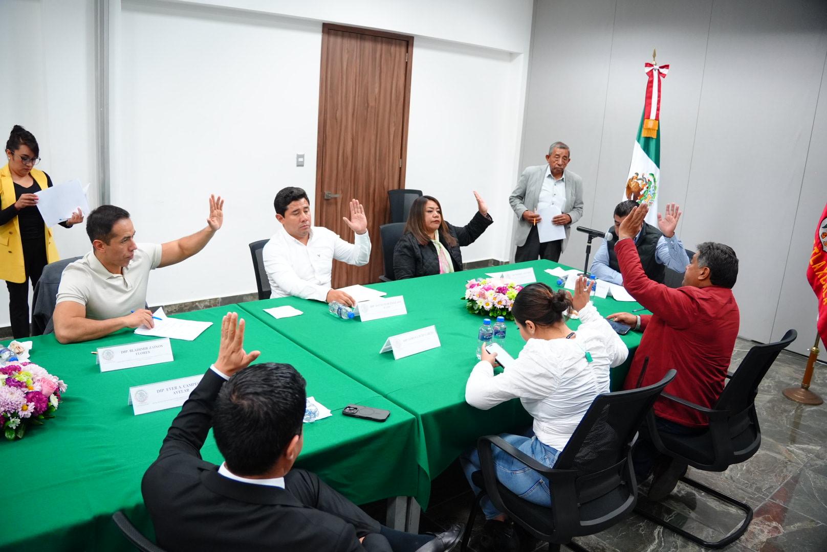 Avanzan en Comisión de Puntos Constitucionales reformas a las leyes de asistencia social, derechos de la niñez y publicación de la ley de personas adultas mayores