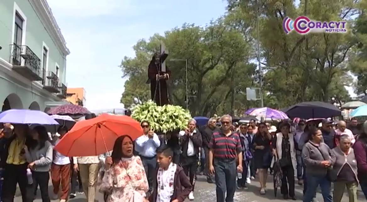 Rememoró comunidad católica la Pasión y Muerte de Jesucristo